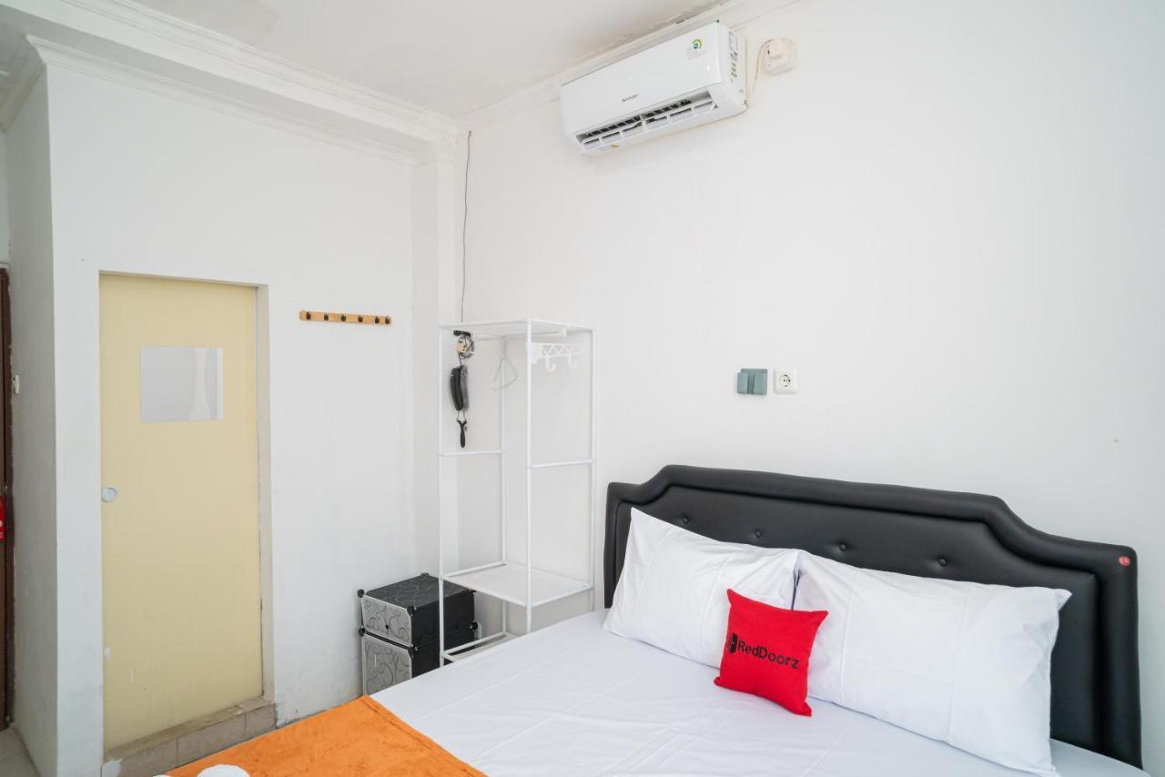 Reddoorz @ Aralia Harapan Indah Hotel Pulokendal Eksteriør billede